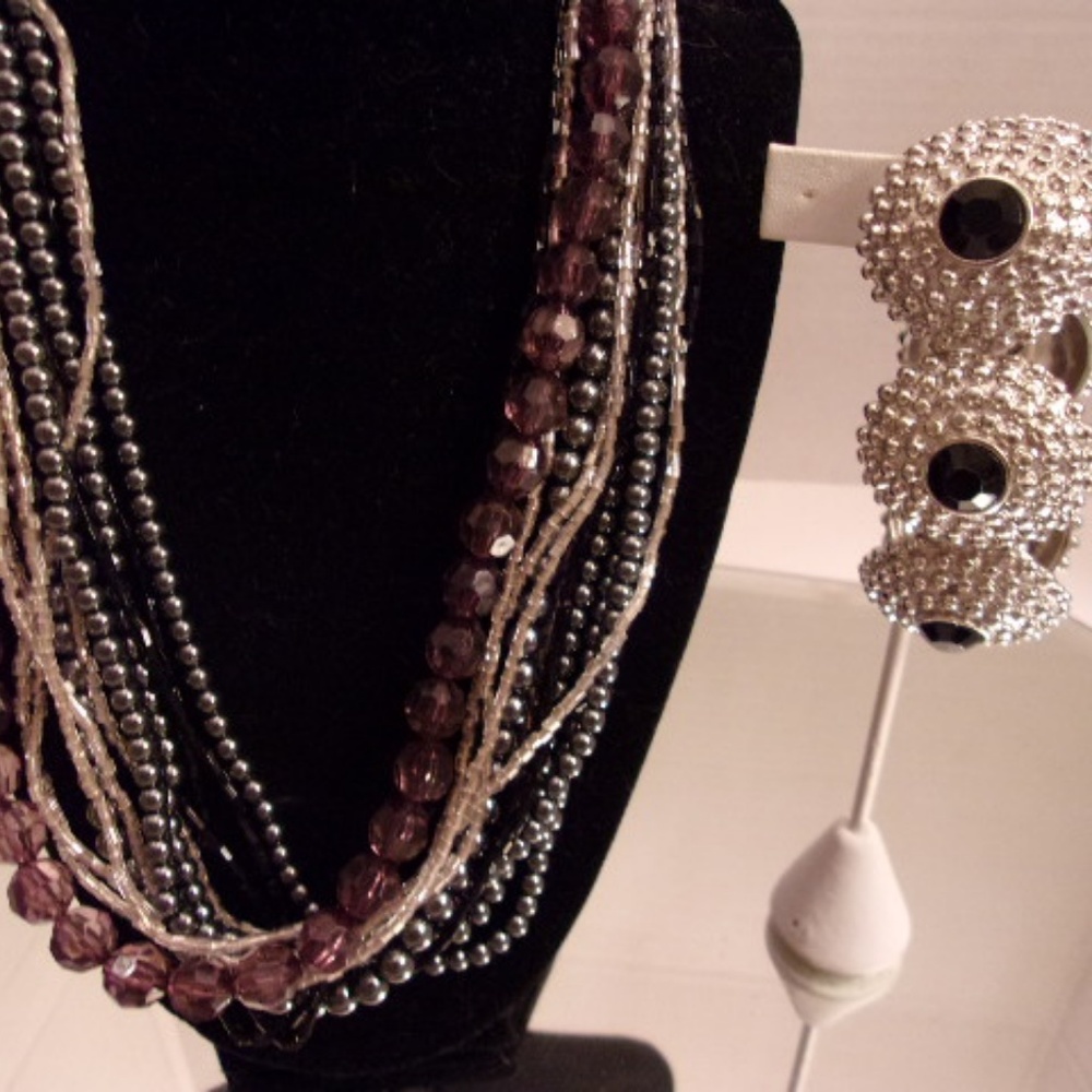 KISSAKA NECKLACE & STATEMENT BRACELET RETAIL $53 J - Picture 2 of 7
